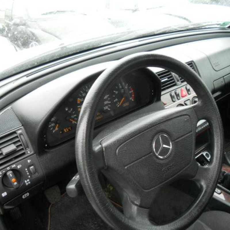 Bras essuie glace arriere MERCEDES CLASSE C 202 Photo n°6