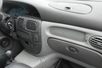 Porte avant droit RENAULT SCENIC 1