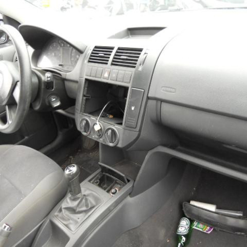 Bras essuie glace avant droit VOLKSWAGEN POLO 4 Photo n°8