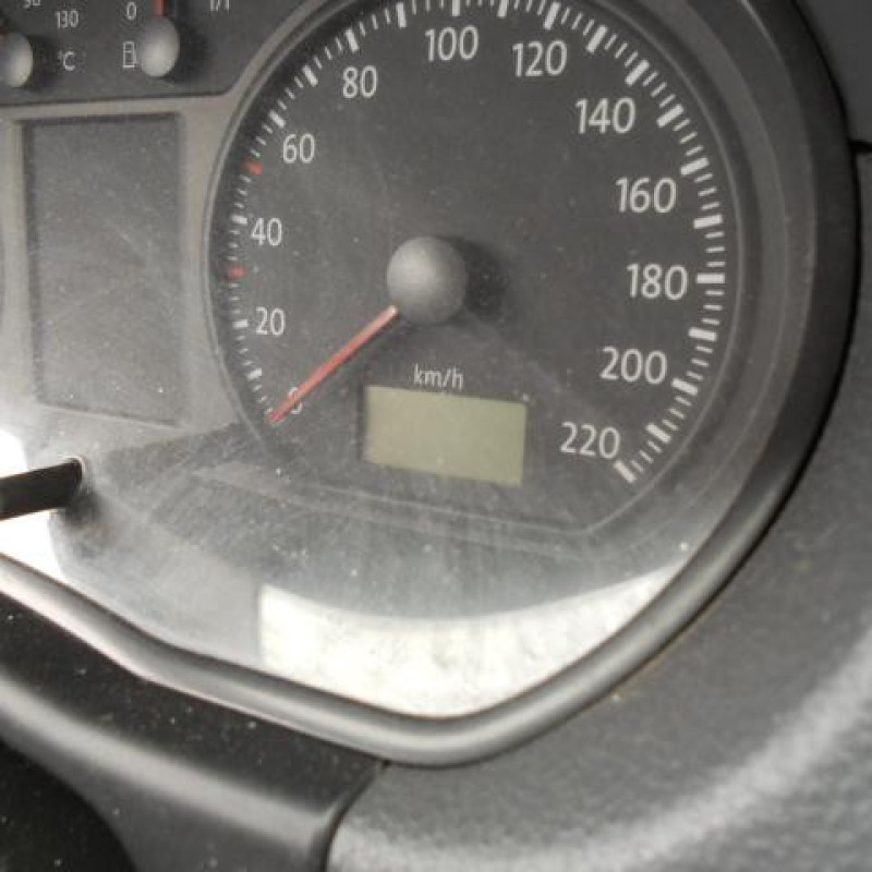 Bras essuie glace avant droit VOLKSWAGEN POLO 4 Photo n°10
