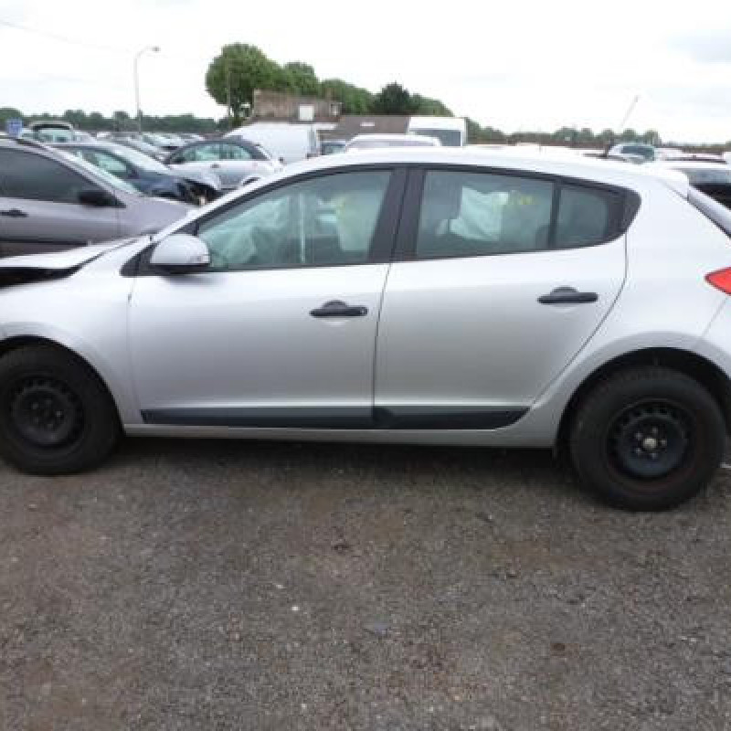 Leve vitre electrique arriere droit RENAULT MEGANE 3 Photo n°9