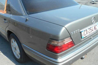 Etrier avant gauche (freinage) MERCEDES CLASSE E 124