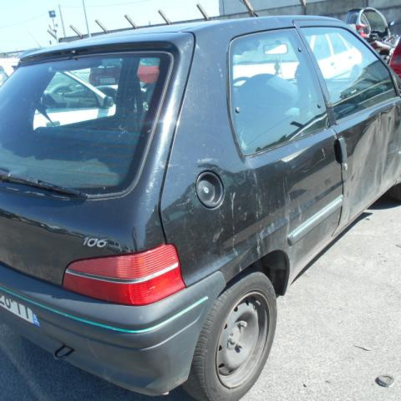 Cremaillere assistee PEUGEOT 106 Photo n°4