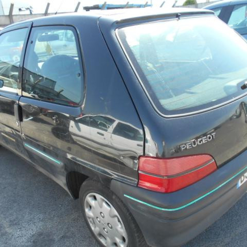 Cremaillere assistee PEUGEOT 106 Photo n°5