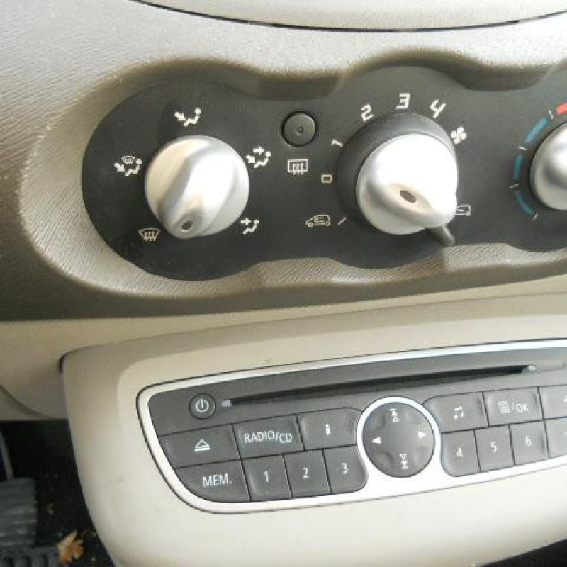 Cremaillere assistee RENAULT TWINGO 2 Photo n°8