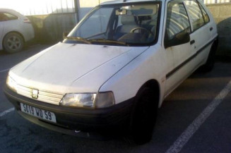 Cremaillere assistee PEUGEOT 106