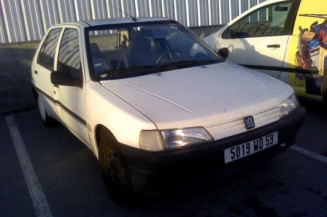 Cremaillere assistee PEUGEOT 106