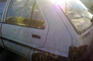 Cremaillere assistee PEUGEOT 106