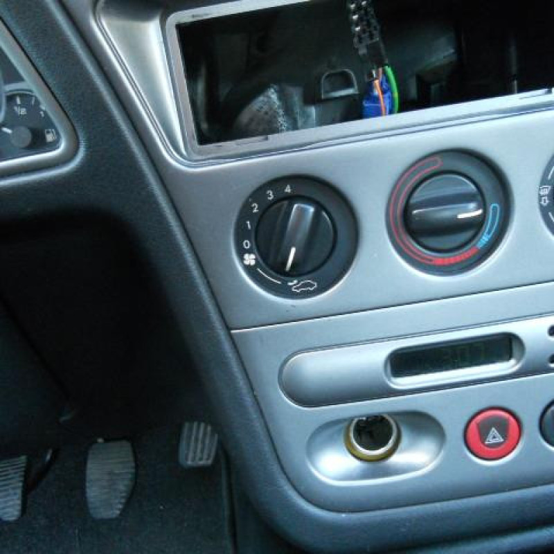 Bloc ABS (freins anti-blocage) PEUGEOT 306 Photo n°6