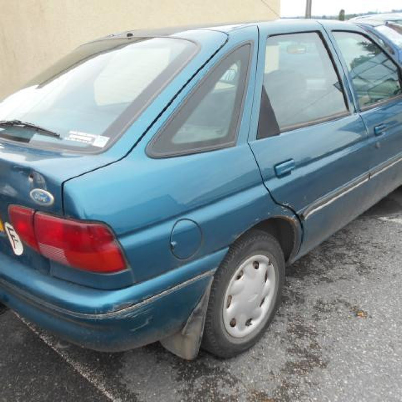 Amortisseur avant droit FORD ESCORT 5 Photo n°5
