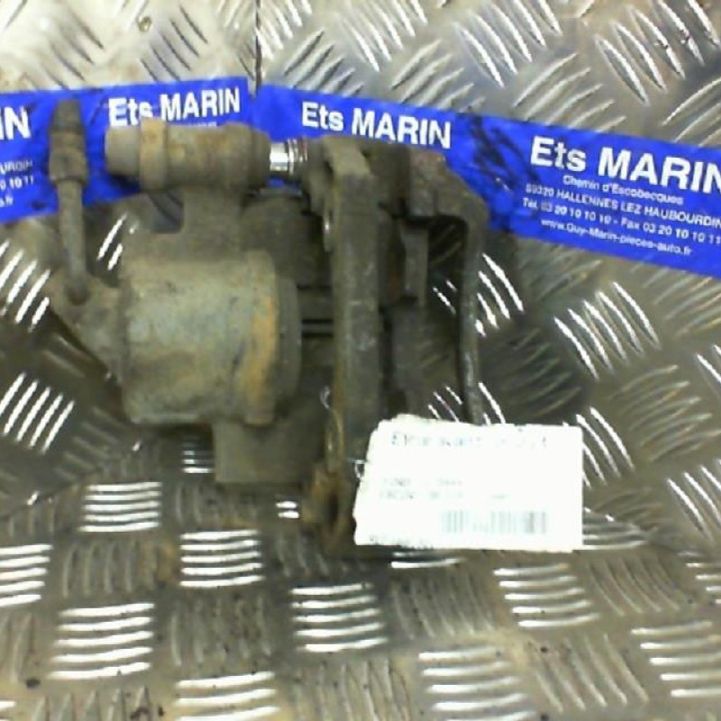 Etrier avant droit (freinage) FORD ESCORT 5 Photo n°1