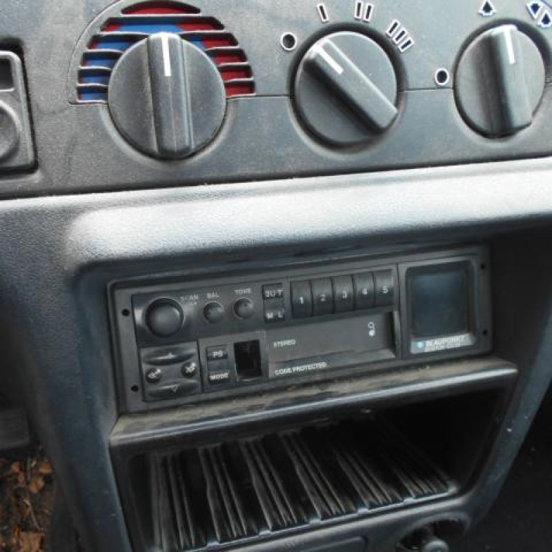 Pompe de direction FORD ESCORT 5 Photo n°8