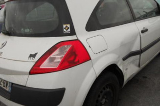 Charniere de capot RENAULT MEGANE 2