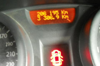 Charniere de capot RENAULT MEGANE 2