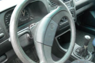 Amortisseur avant gauche VOLKSWAGEN GOLF 3