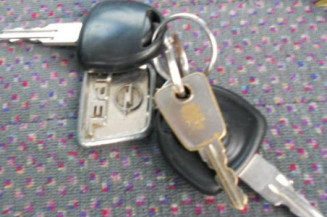 Amortisseur avant gauche OPEL CORSA B