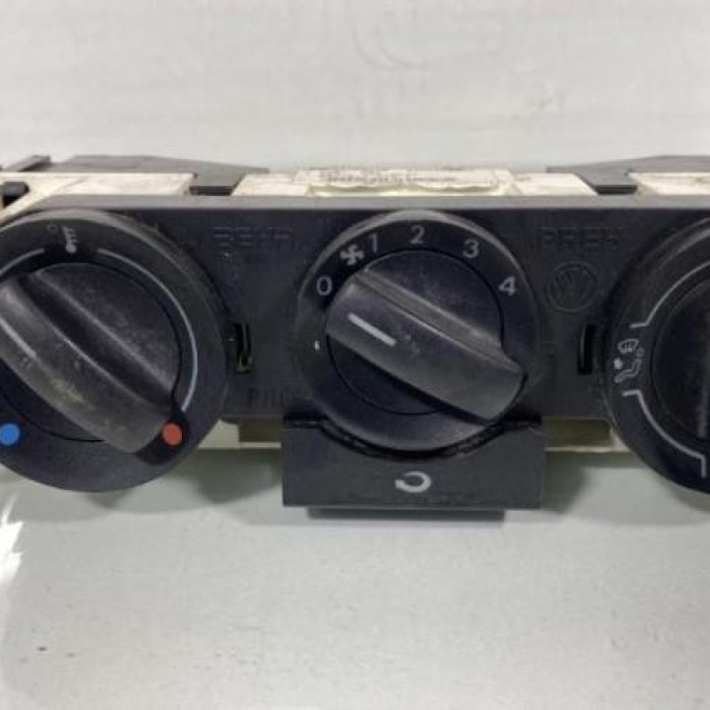 Commande chauffage VOLKSWAGEN FOX Photo n°1