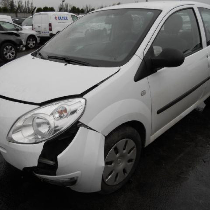 Maitre cylindre (freinage) RENAULT TWINGO 2 Photo n°4