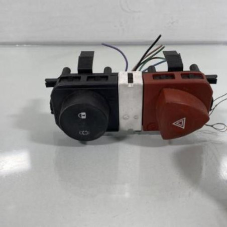Bouton de warning RENAULT SCENIC 2 Photo n°1