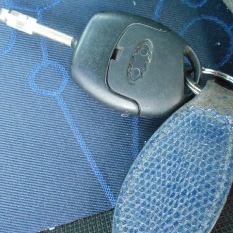 Bras essuie glace avant droit FORD FIESTA 5 Photo n°9