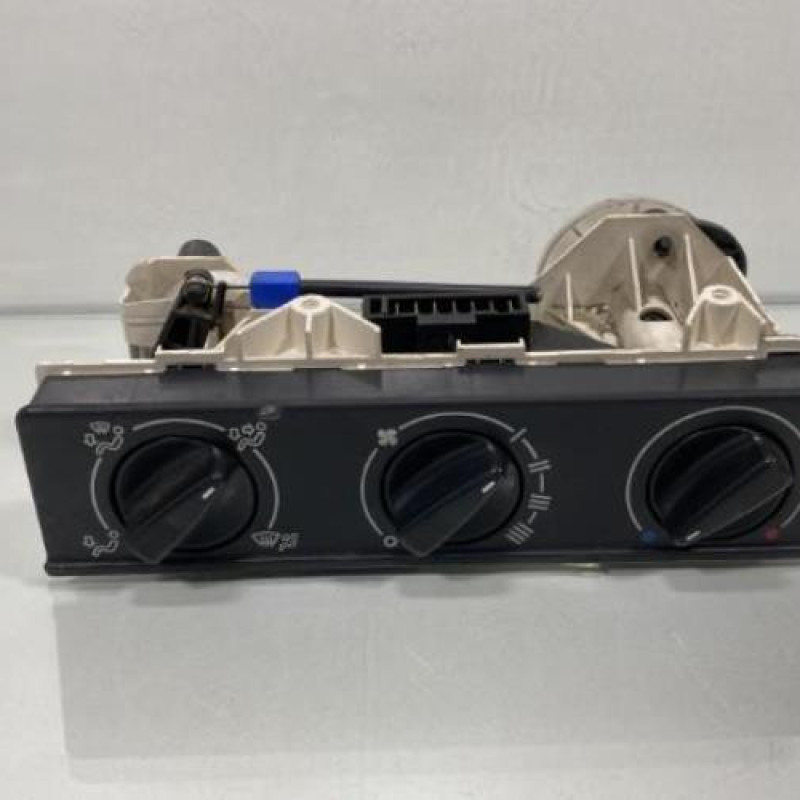 Commande chauffage SKODA FELICIA Photo n°1