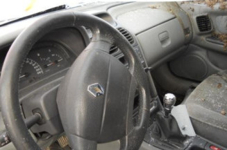 Cremaillere assistee RENAULT LAGUNA 1