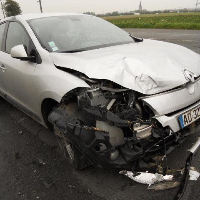 Pivot de moyeu avant droit RENAULT MEGANE 3 Photo n°5