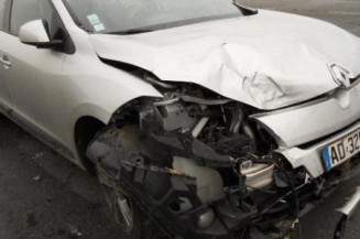 Bras essuie glace avant droit RENAULT MEGANE 3