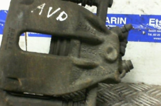 Etrier avant droit (freinage) NISSAN MICRA 3