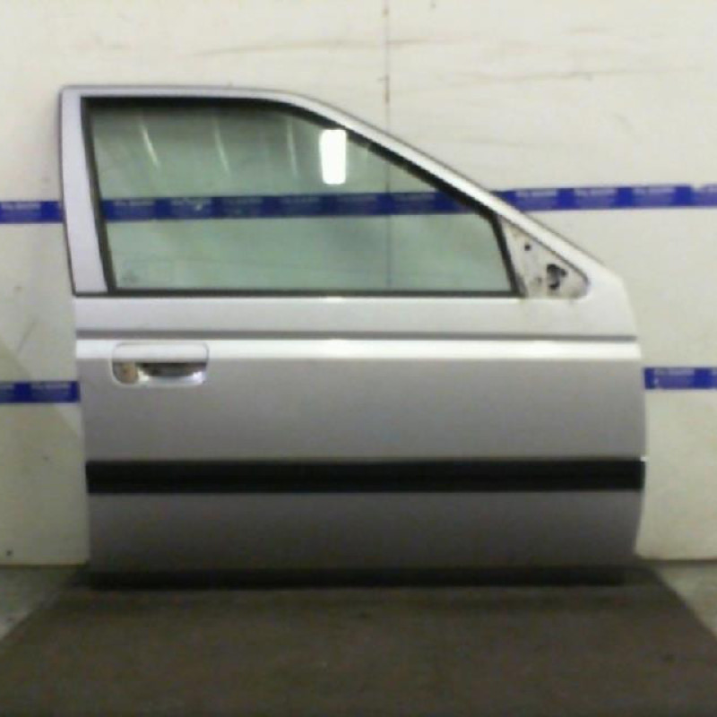 Porte avant droit PEUGEOT 605 Photo n°1