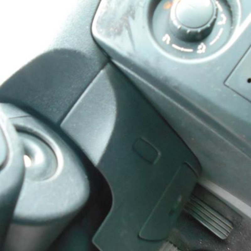 Maitre cylindre (freinage) RENAULT CLIO 3 Photo n°8
