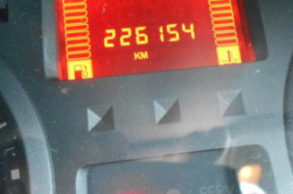 Cremaillere assistee RENAULT CLIO 2