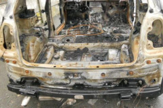 Etrier avant gauche (freinage) BMW SERIE 1 E87