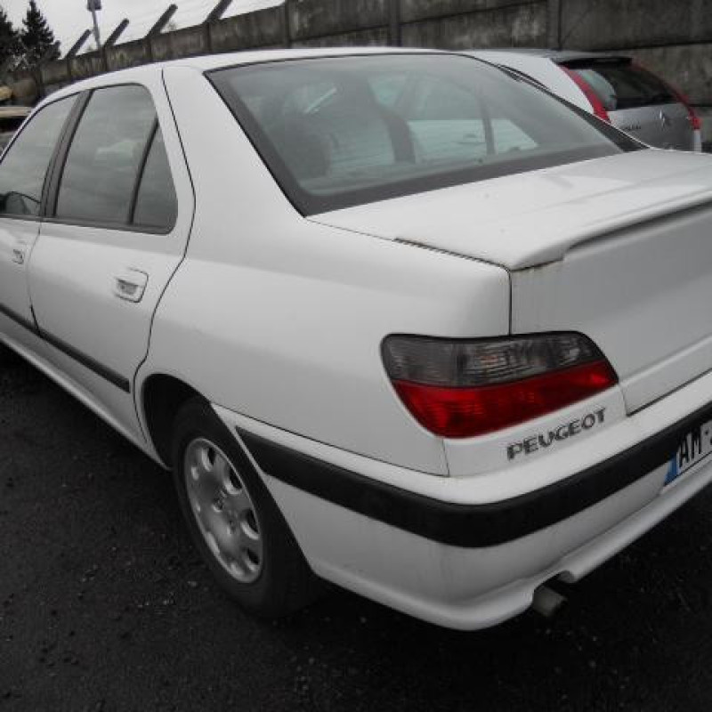 Etrier avant gauche (freinage) PEUGEOT 406 Photo n°4