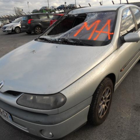 Cric RENAULT LAGUNA 1