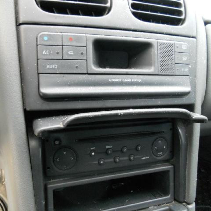 Cric (Ensemble depannage) RENAULT LAGUNA 1 Photo n°6