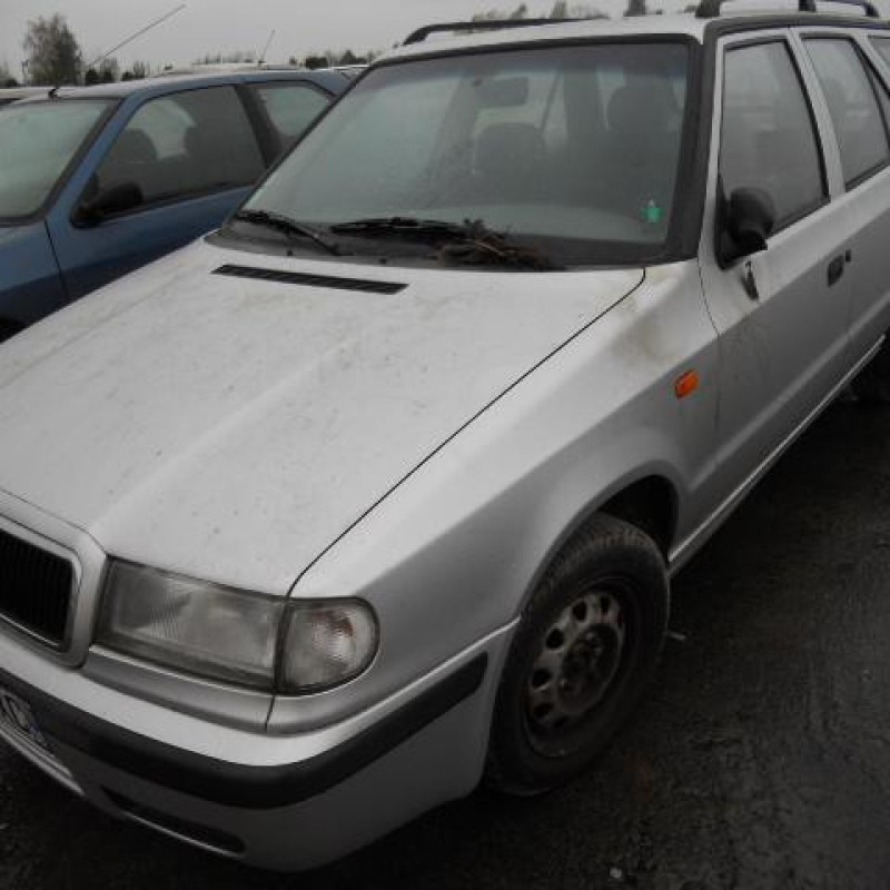 Retroviseur droit SKODA FELICIA Photo n°3