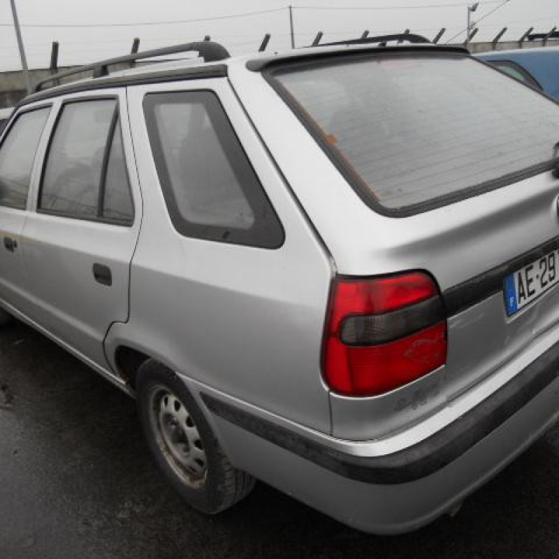 Retroviseur droit SKODA FELICIA Photo n°6