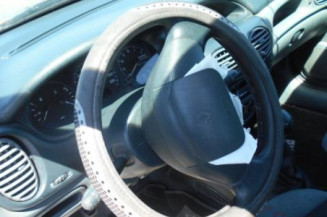 Pivot de moyeu avant droit RENAULT MEGANE 1