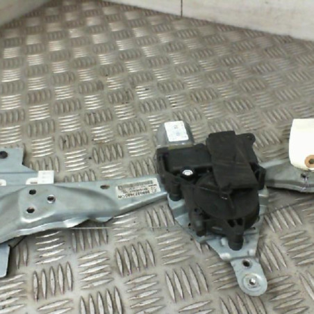 Leve vitre electrique arriere droit PEUGEOT 308 1 SW Photo n°1