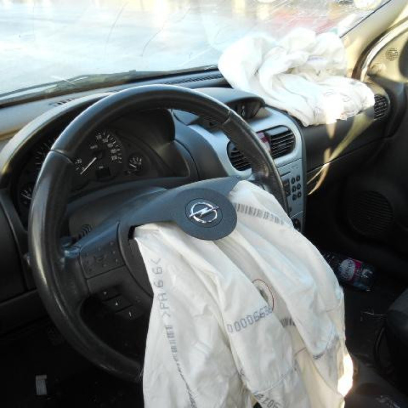 Leve vitre electrique avant droit OPEL CORSA C Photo n°8