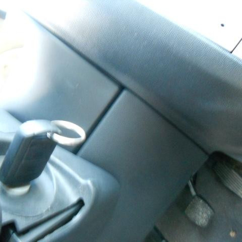 Leve vitre electrique avant droit OPEL CORSA C Photo n°10