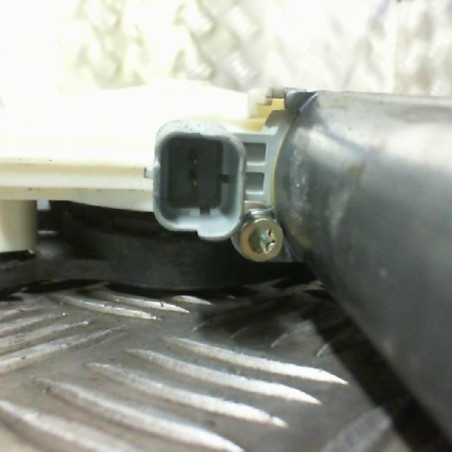 Leve vitre electrique avant droit PEUGEOT 307