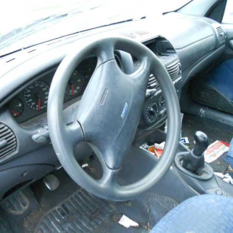 Amortisseur avant droit FIAT MAREA Photo n°6