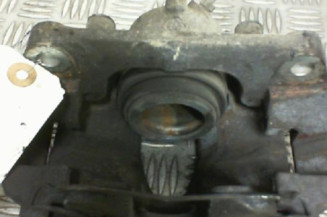 Etrier avant droit (freinage) RENAULT LAGUNA 3