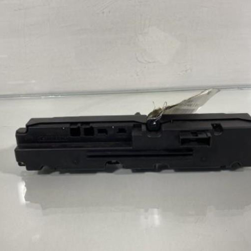 Bouton de warning MERCEDES CLASSE C 203 Photo n°3