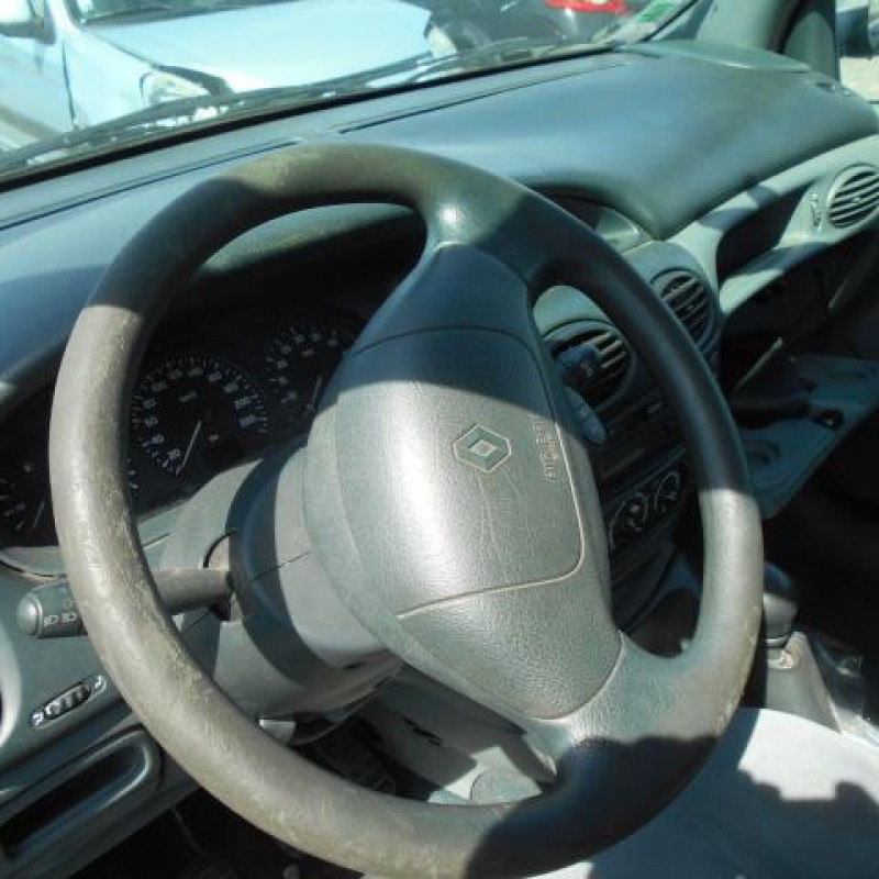 Amortisseur avant gauche RENAULT SCENIC 1 Photo n°6