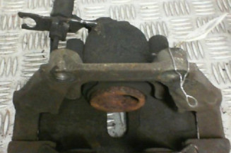 Etrier avant droit (freinage) VOLKSWAGEN PASSAT 4
