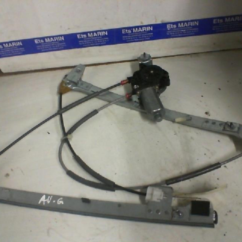 Leve vitre electrique avant gauche CITROEN XSARA Photo n°1