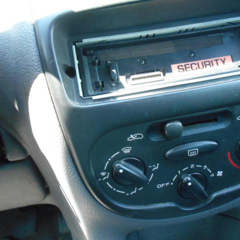 Amortisseur avant droit PEUGEOT 206 Photo n°9